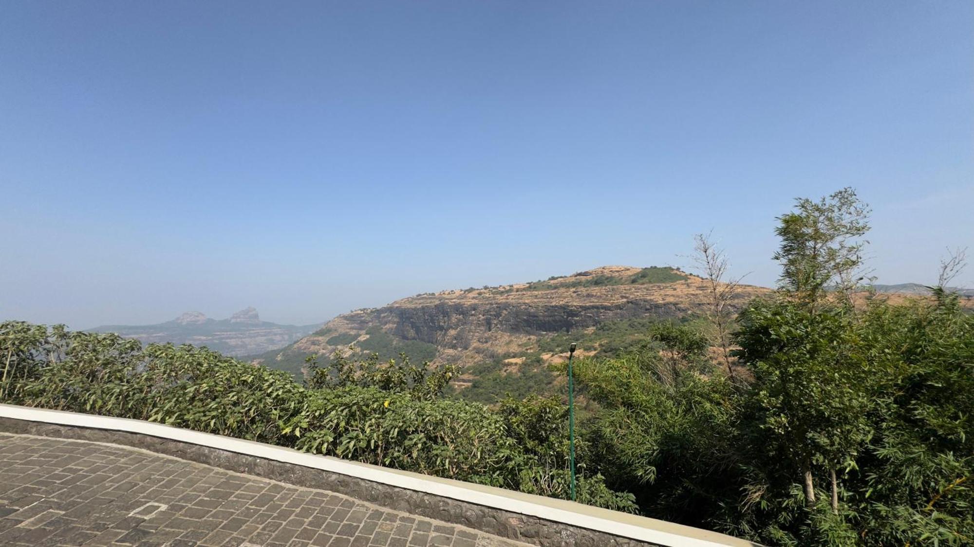 Upper Deck Resort - Stay And Relax At The Highest Peak Lonavala Exterior foto