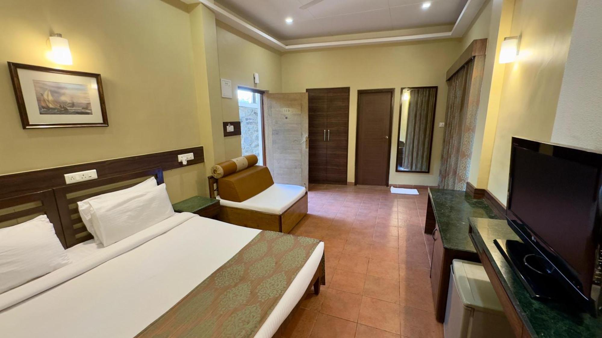 Upper Deck Resort - Stay And Relax At The Highest Peak Lonavala Exterior foto